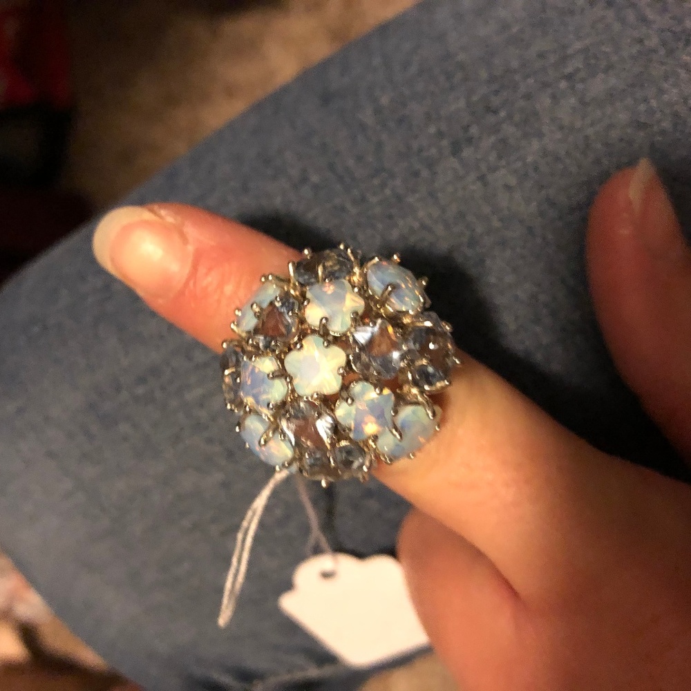 Dome Ring w/ Flower-shaped CZ/Opal Stones Size 6